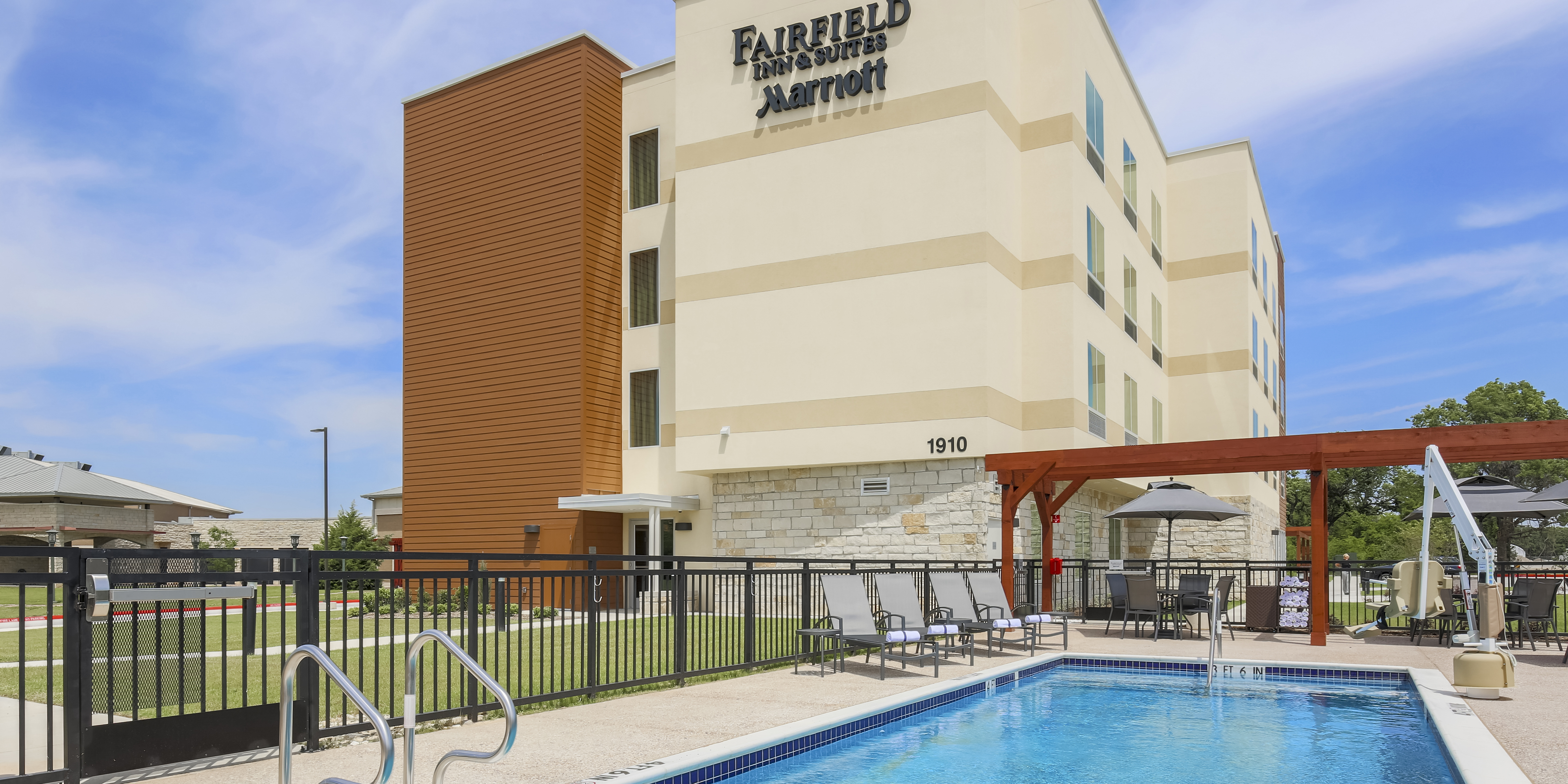 Fairfield Inn & Suites Hotel now open in Decatur, Texas